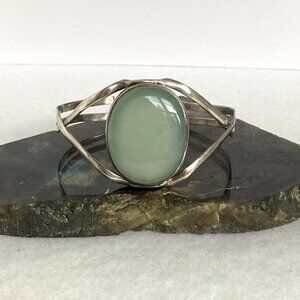 Sterling Silver 925 Large Oval Green Chalcedony Split Band Cuff Bracelet Sz 8"